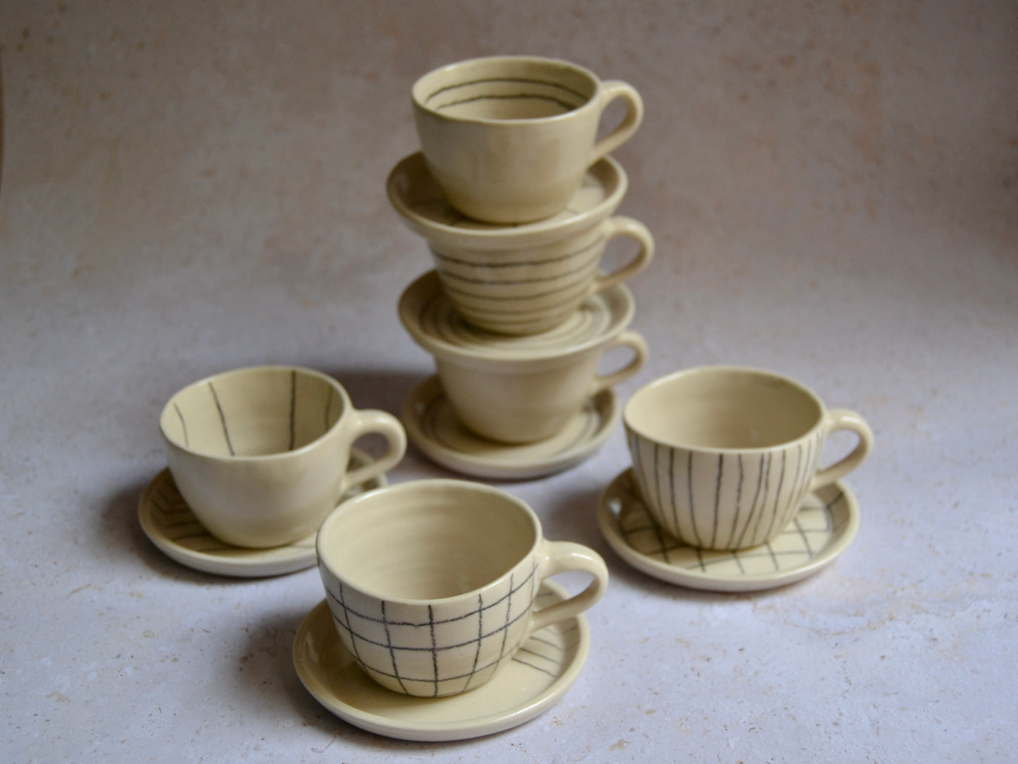 Joc de cafè línies llapis negre