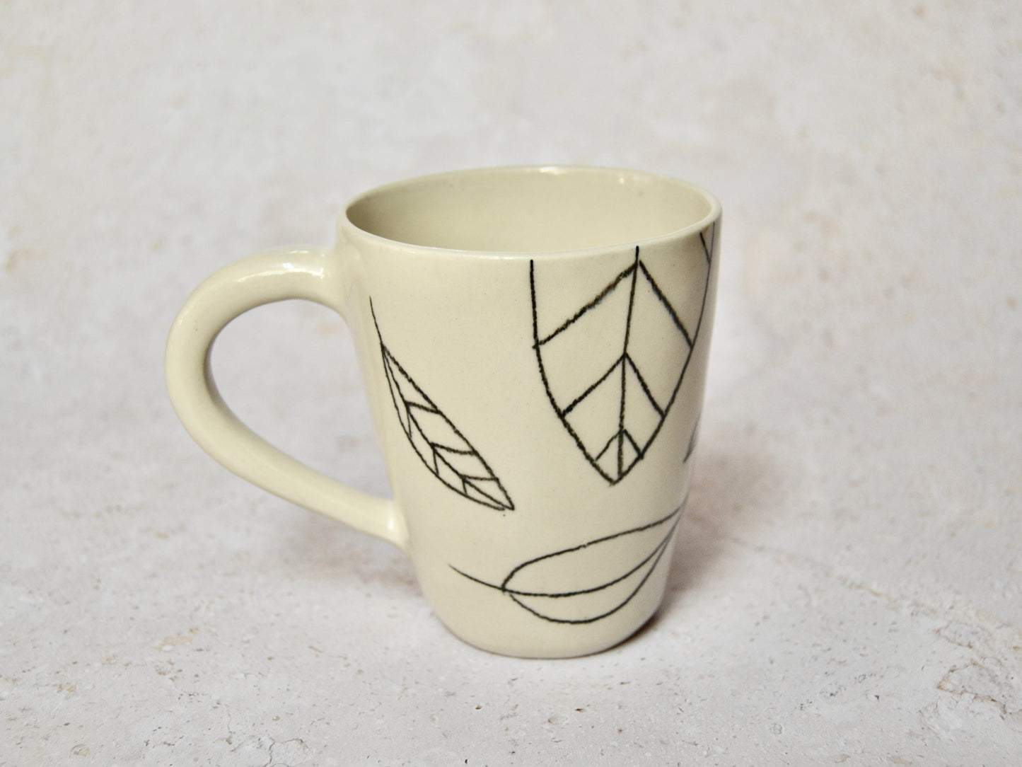 Tassa llapis ceràmic negre