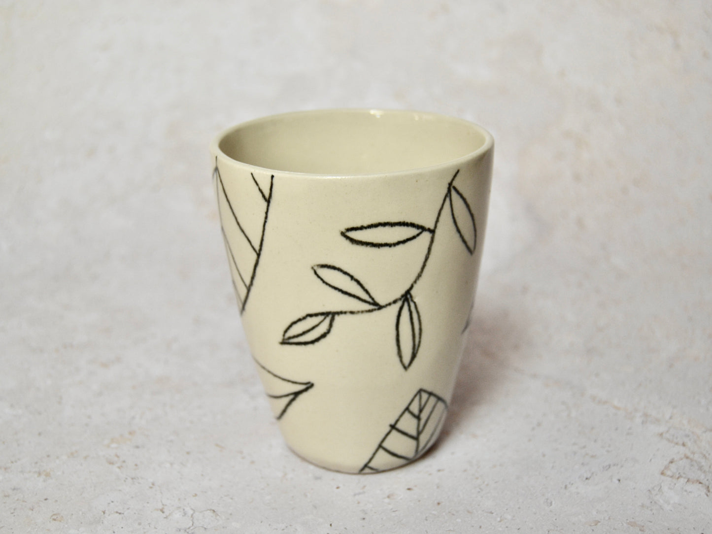 Tassa llapis ceràmic negre