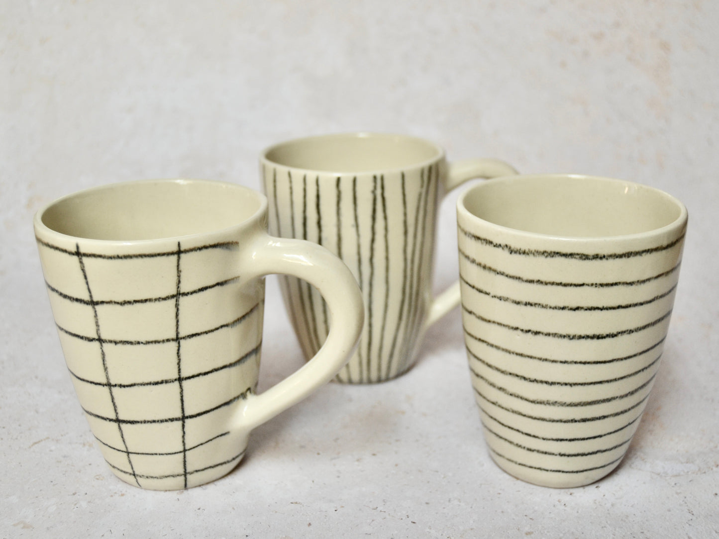 Tassa llapis ceràmic negre